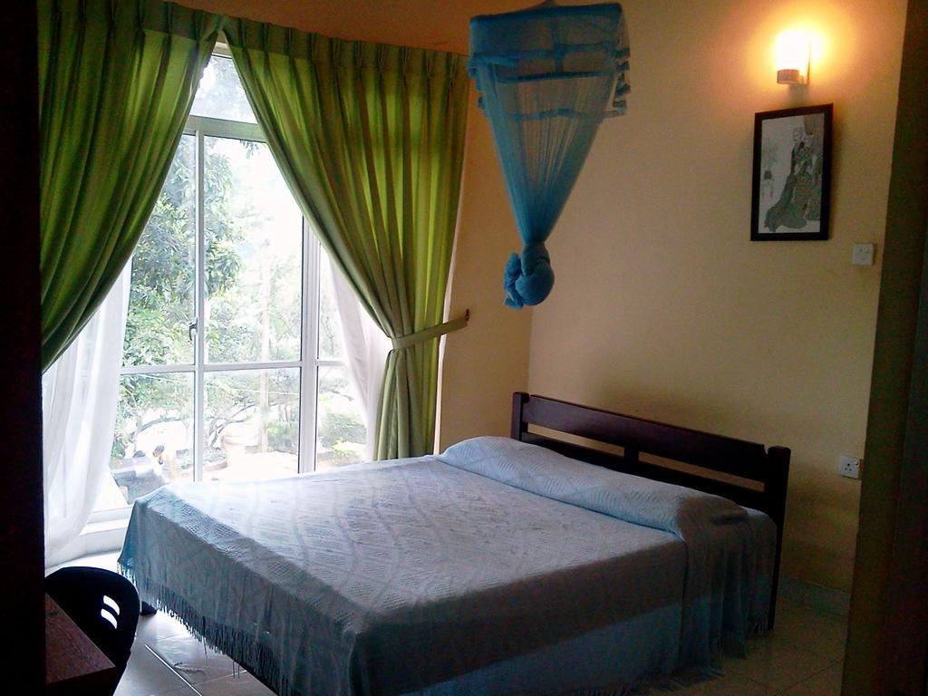 McCarthy Guesthouse Kandy Værelse billede